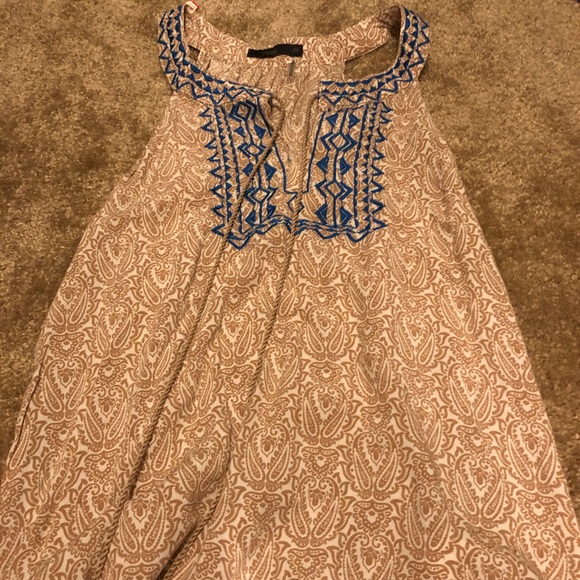 Tank top with blue embroidery - Picture 1 of 1